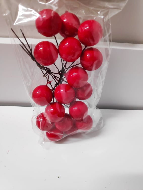 Christmas Balls 5cm - Evergreen Silk Plants