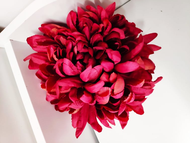 Singles xl Chrysanthemum Flowerhead - Evergreen Silk Plants