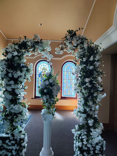 Leoni wedding package floral arch for a church ceremony in Ireland