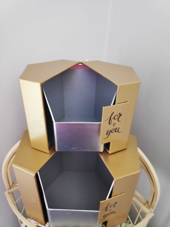Florist Hat Box - Evergreen Silk Plants