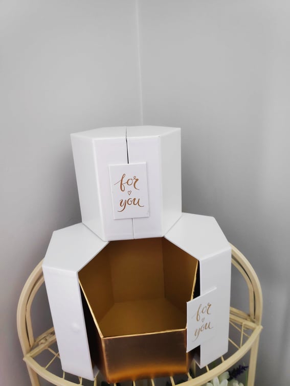 Florist Hat Box - Evergreen Silk Plants