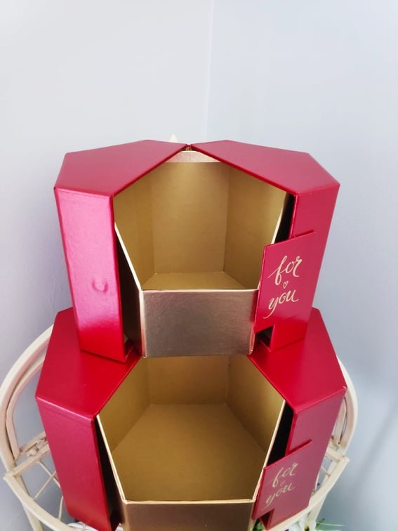 Florist Hat Box - Evergreen Silk Plants