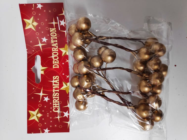 Christmas Small Berries. - Evergreen Silk Plants