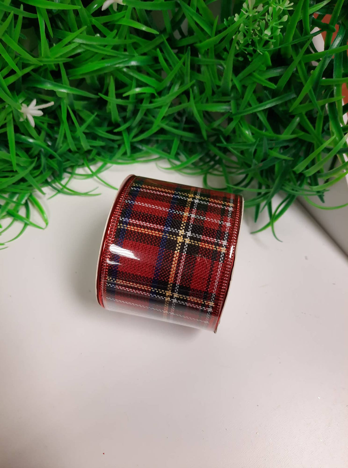 63mm BURLAP TARTAN WIRED EDGE RIBBON RED X 10yds | Evergreen Silk Plants